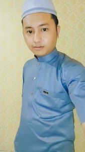 Alghin Exclusive Baju koko original Saudi Polyester Import lengan pendek abu-abu polos kancing import / Baju Pria Muslim Elit Mewah Berkelas dan Berkualitas