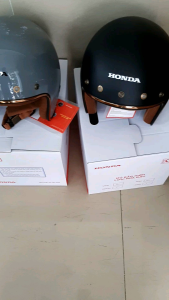 Mũ Jet Fashion 3/4 cả đầu không kính honda