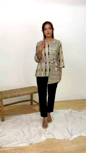Blus Wanita: Baju Atasan Kerja & Batik Terbaru