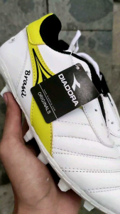 Sepatu Bola Anak-Anak. Kulit Sapi terbaru (SOL SUDAH DIJAHIT KELILING)