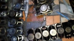 Spiker Cabutan 8.7 x 4.8 CM: Aksesoris Audio Berkualitas