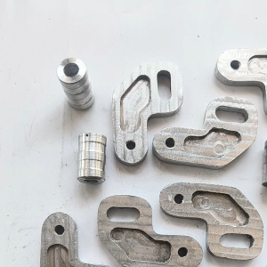 BREKAET DUDUKAN SEPAKBORT R15 PNP KE SHOK DEPAN NINJA RR R SS