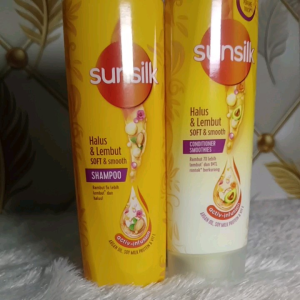 Paket Sunsil Shampoo & Conditioner: Perawatan Rambut Alami & Sehat