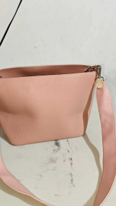 Preloved Find Kapoor Korea Shoulder BagGenuine Leather Bag