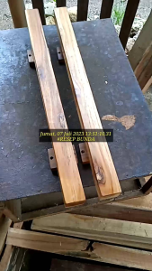 heandle pintu kayu jati minimalis pegangan pintu kayu jati gagang pintu kayu jati minimalis tarikan pintu kayu jati minimalis finishing natural