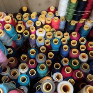 Combo 10 cuộn chỉ may NHƯ HÌNH ( giao màu ngẫu nhiên)
