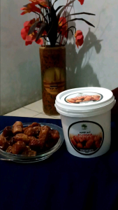 Kurma sukari kemasan ember