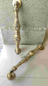 Gagang Pintu Rumah Kuningan Set Kunci Antik Motif Telpon Ukir 35 cm 2 Pcs