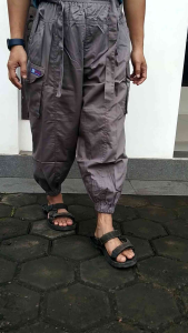 Celana Sirwal Joger Assirja: Desain Tradisional Indonesia yang Cocok untuk Berbagai Acara