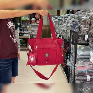 ขนาด 13นิ้ว กระเป๋าถือ กระเป๋าผู้หญิง กระเป๋าใบใหญ่ แบบมีสายสะพายยาว ลิฟท์ซูม ธรรมดายาว 12-11.5 นิ้ว ลิงคูบ8516