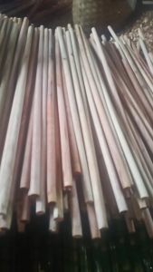 dowel kayu 22mm x 150cm