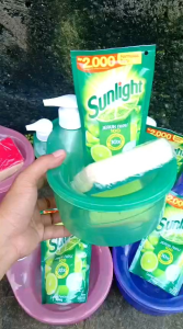 paket dispenser sabun 1000ml+spon gratis sabun sunlight