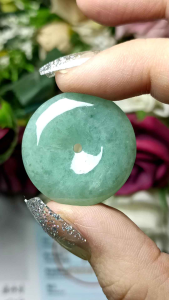 (Certificate) 100% Natural High Quality Natural Burmese Jade /Jadeite / Feicui Jade Pendant (附证书) 100%纯天然A货 翡翠平安扣 吊坠 精致上档次 水头油亮 值得收藏