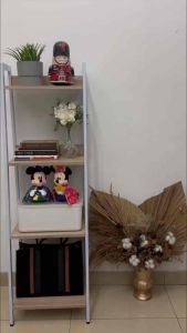 Rak Display Lemari Pajangan & Rak Besi Susun: Pilihan Ideal untuk Toko Online