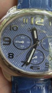 Đồng hồ nam mẫu Altanus Jeans Chronograph (Mã hiệu Ref. 7800).Size ngang 44mmdọc 43mmdầy 13mmchạy 6 kim 3 cốt 1 lịchmặt oval xanh dương độc lạcó chronographchống nước 30Mdây Bambi hợp tông