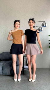 Atasan Wanita Asymetri Top Elydra