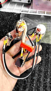 ชุดวงจรกีตาร์ Stratocaster โม 7 เสียง