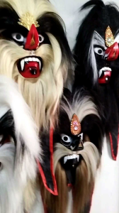 topeng ganong alusan gigi ukir rambut panjang