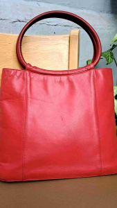 Hàng Si túi xách tay da bê hiệu