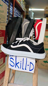 รองเท้าผ้าใบ ยี่ห้อลีโอสตาร์[LEOSTAR]รุ่นV1