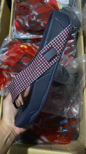 Fitflop รองเท้าแตะ สีกรมแดงลาย มีหลายสีให้เลือกรับประกันสินค้าตรงปก 100% ให้สัมผัสจัดส่งทุกวัน