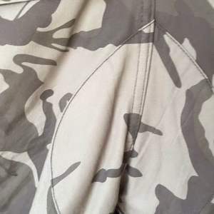 Commando 6 Pocket Tactical Cargo Shorts for Men Black Camou Cotton