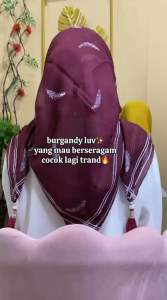 HIJAB SEGI EMPAT BELLA SQUARE TASSEL MOTIF BULU MERAK 110X110 TERMURAH MUSLIM