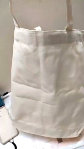 Totebag Broken White Kanvas Blacu Perekat Ecoprint Media