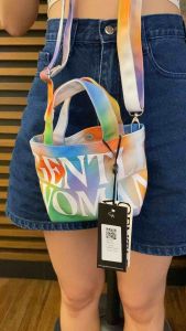 สินค้าพร้อมส่ง กระเป๋า GENTLEWOMAN รุ่นลิมิเตด ของแท้ 💯 ไม่แท้ยินดีคืนเงิน