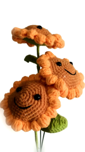 Hand-knitted Crochet Smiley Face Sunflower Wool Thread Bouquet Artificial Flower Finished