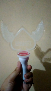 LIGHTSTICK FANMADE 1 WARNA KPOP GROUPBAND BAND POP ARTIS INDO ASIA DAN BISA CUSTOM LOGO