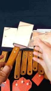 spatula roti bakar/spatula dekorasi kue/spatula martabak/spatula pizza gagang kayu bahan stainless steel anti karat tebal ukuran lihat di foto variasi