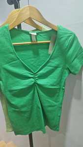 H M V-Neck Cinch Ribbed Stretchable T-Shirt