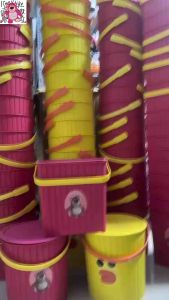 Thùng tròn Gấu Dâu/ Vịt Vàng + tặng kèm 10 khăn giấy ướt