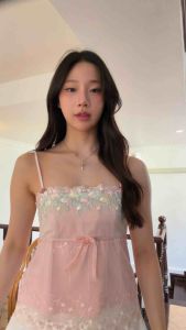 Blair Lace Top เสื้อลูกไม้สายเดี่ยว