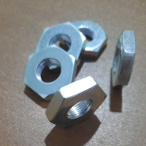 MUR CVT 17/M12X1.25 & Kunci 24 Isi 2Pcs: Aksesoris Kendaraan yang Wajib Anda Ketahui