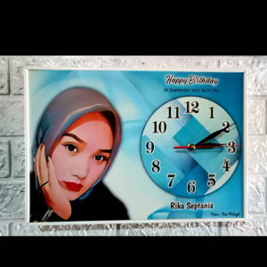 Jam Dinding Custom Foto Ucapan + Frame ( Hadiah Ulang Tahun / Pernikahan / Anniversary / Wisuda