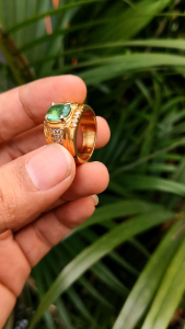 Cincin Batu Pertama Zamrud Kalimantan Keren Banget