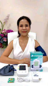 เครื่องวัดความดัน และเครื่องตรวจน้ำตาล