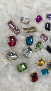 JBD-ตัวติดรองเท้ามีรู เพชร shoe Charm Diamond เพิ่มความวิ้งค์ ให้รองเท้าคู่โปรด สำหรับรองเท้า Crocs Adda Monobo Mago Baoji...