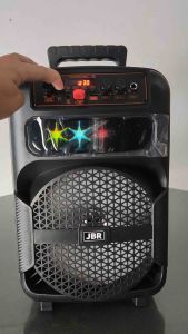 ลำโพงบลูทูธ 8 นิ้ว มีไมค์โครโฟนมีสาย พกพาสะดวก