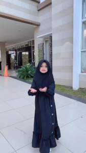 Gamis Anak Katun Polos Endemanda: Pilihan Terbaik untuk Musim Panas