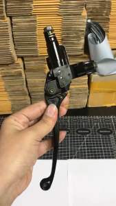 ปั๊มบน สีดำ Click Scoopyi Zm Wave110i 125i ปั๊มเบรคหน้าตัวบน มอเตอร์ไซค์ อย่างดี