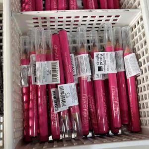 AVON Simply Pretty Eye Defining Pencil .8g | Eyeliner with More Pigments | Sale | 100% Authentic