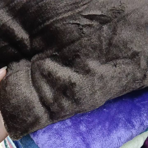 Flannel Fleece Throws: A Queen Size Blanket for All Seasons