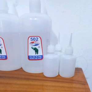 Keo dán đa năng siêu dính 502 dán gỗ kim loại sành sứ cao su loại 50g 450g)