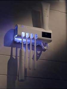 智能牙刷消毒器Smart Toothbrush Sterilizer 😍自从家里买了这款#免打孔壁挂牙刷架，再也不用担心牙刷放在卫生间滋生细菌了，家里人都非常喜欢❤ #牙刷消毒器 #紫外线挤牙膏神器