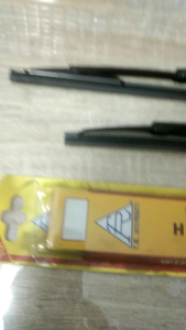 Karet Wiper / Wiper Blade Depan Toyota Innova Sepasang Kanan dan Kiri