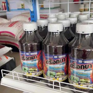 (ขนาด 1 ลิตรใช้ได้ 15-20ไร่)โฟฟีโนฟอส (profenofos) เป็นสารกำจัดแมลงกลุ่มออร์กาโนฟอสเฟต (Organophosphate) ที่ใช้ในการป้องกันและกำจัดแมลงศัตรูพืชหลายชนิด โดยมีคุณสมบัติออกฤทธิ์แบบถูกตัวตายและกินตาย รวมถึงมีกลิ่นฉุนที่ช่วยไล่แมลงได้