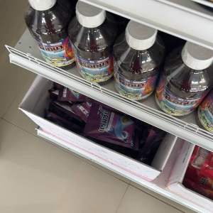 (1 ซอง 5 ไร่) ไดโนทีฟูแรน ตรา ฟ็อกซ์ สารกำจัดแมลงชนิดดูดซึม ออกฤทธิ์ทั้งถูกตัวตายและกินตาย